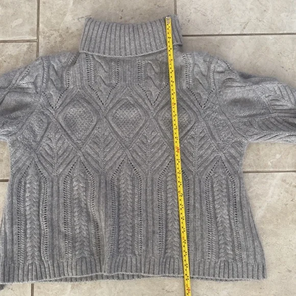 Magaschoni Cashmere Wool Blend Knit Turtleneck - Picture 10 of 12